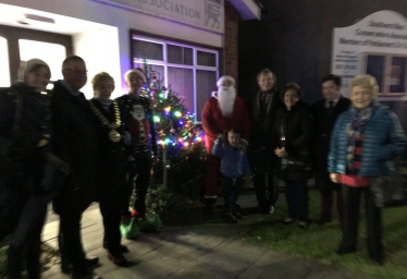 SWCA Xmas Lights Switch-on